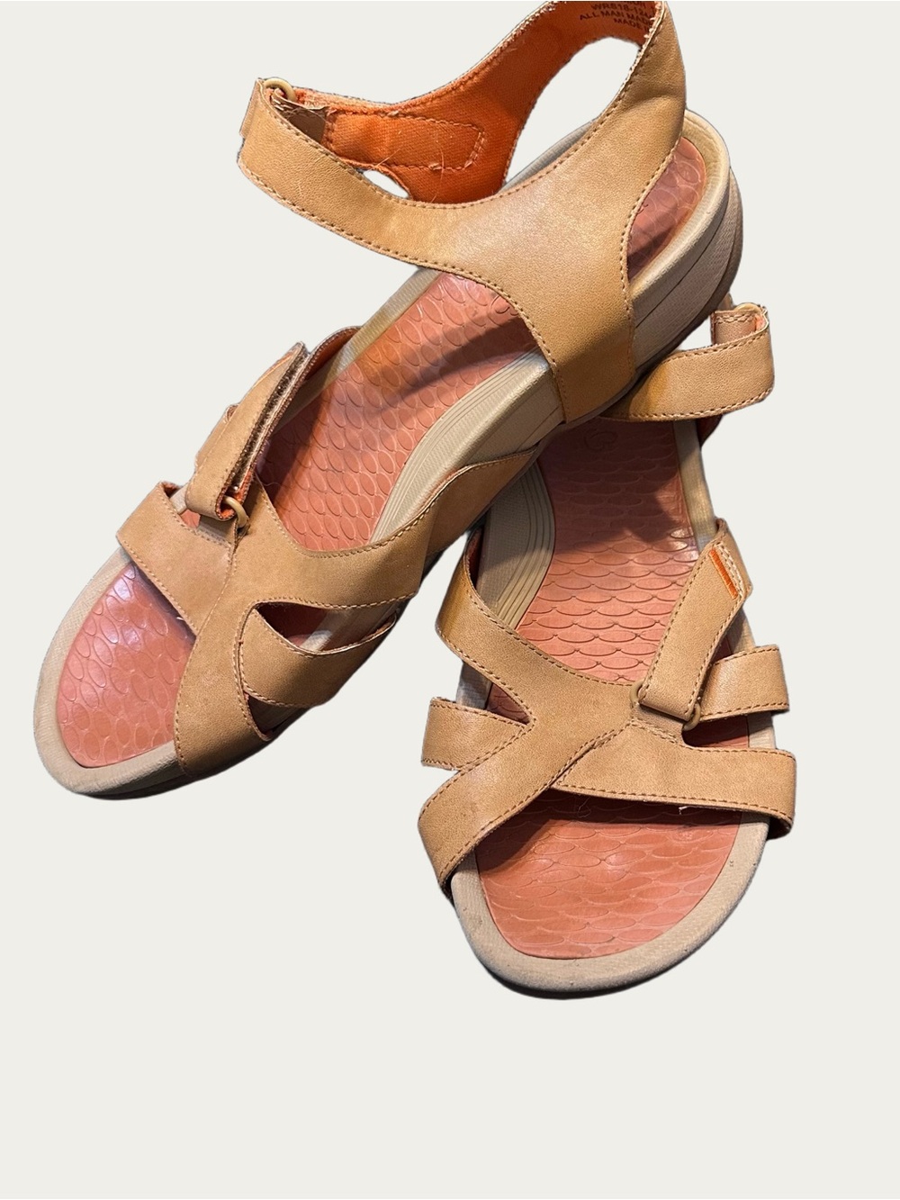 Baretraps Sharon Walking Peach Comfort Sandals Size 10M EUC